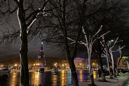 Площадь Победы-Софийскую закроют на новогоднюю ночь